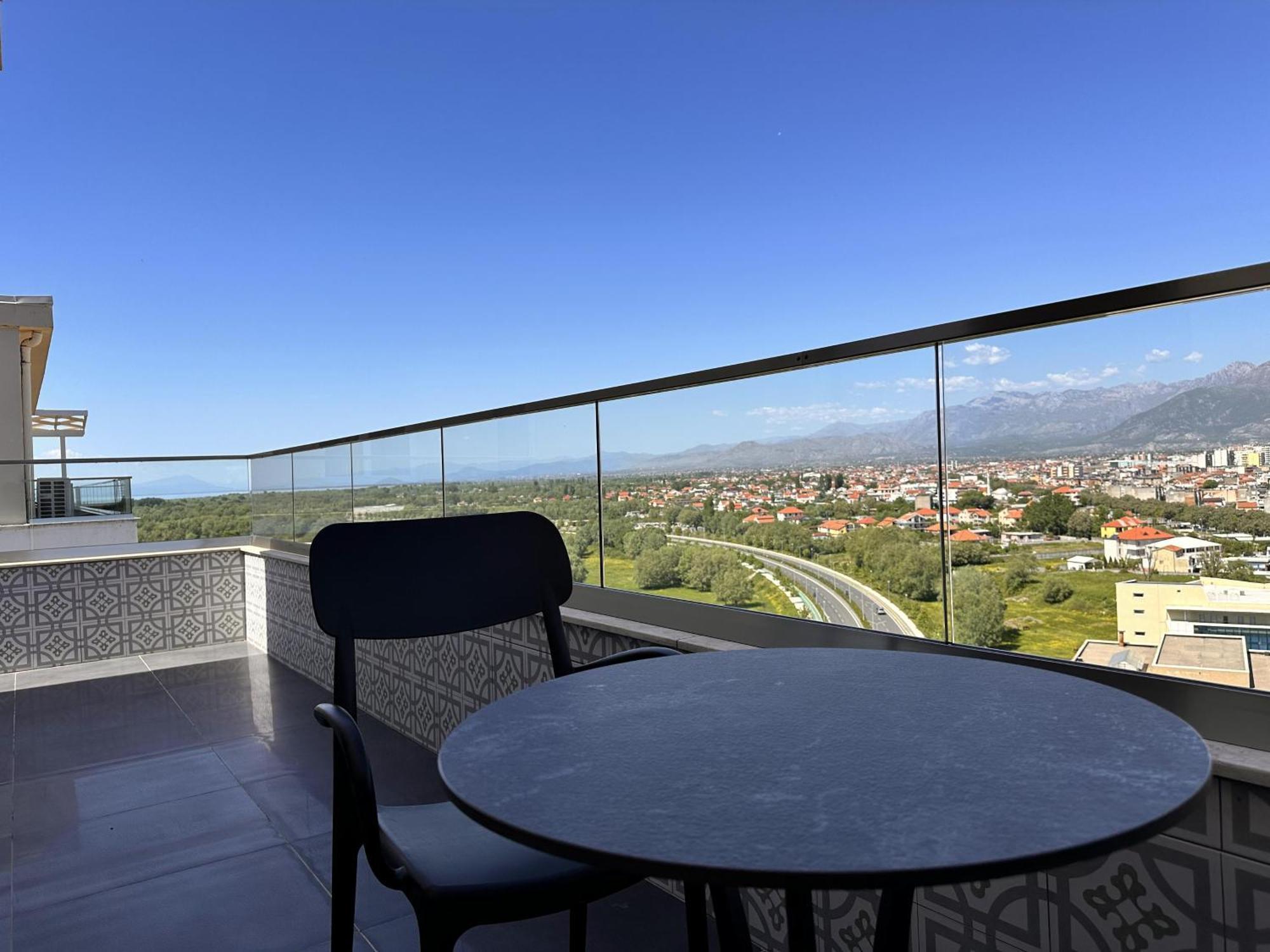 Sublime Bnb Apartment Shkoder Bagian luar foto