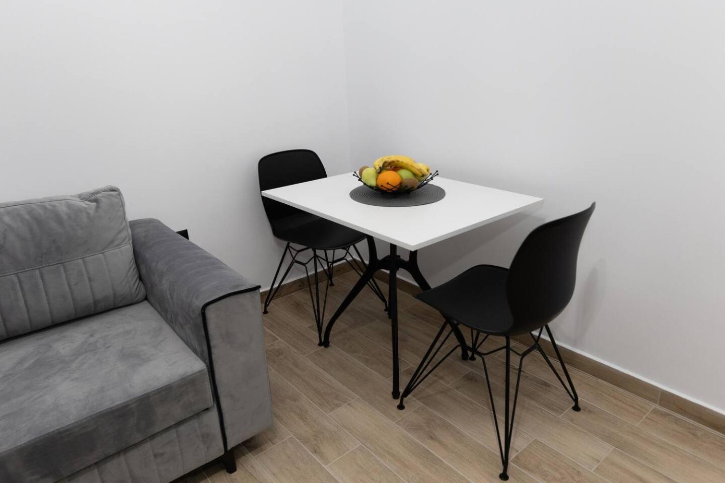 Sublime Bnb Apartment Shkoder Bagian luar foto