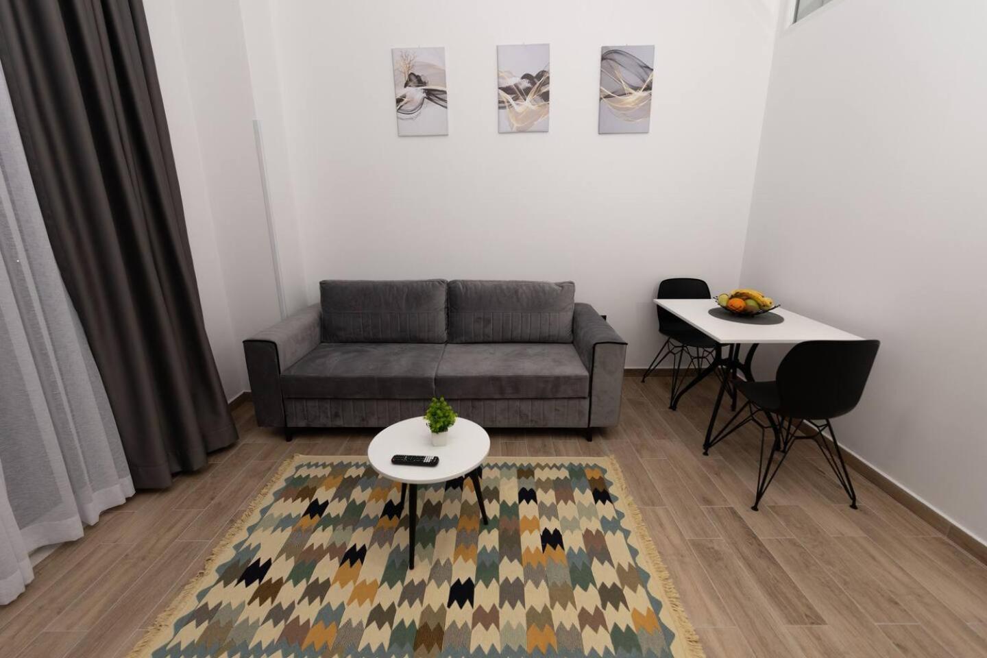 Sublime Bnb Apartment Shkoder Bagian luar foto