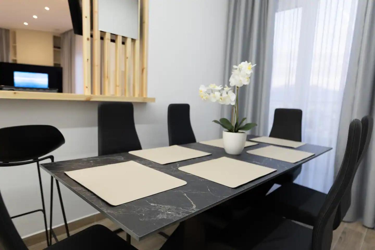 Sublime Bnb Apartment Shkoder Bagian luar foto